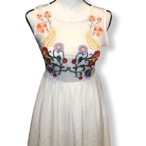 4/$25 Bar lll front row sleeveless dress. …